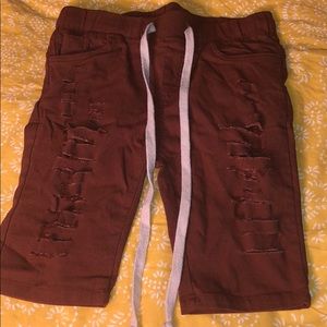 Ripped Bermuda shorts